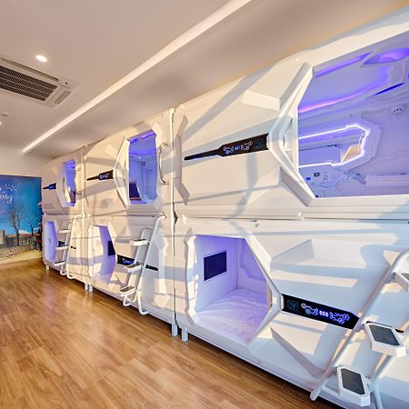 Ancyra Capsule Hotel - Backpackers Paradise & Rooftop Bar Da Nang Luaran gambar